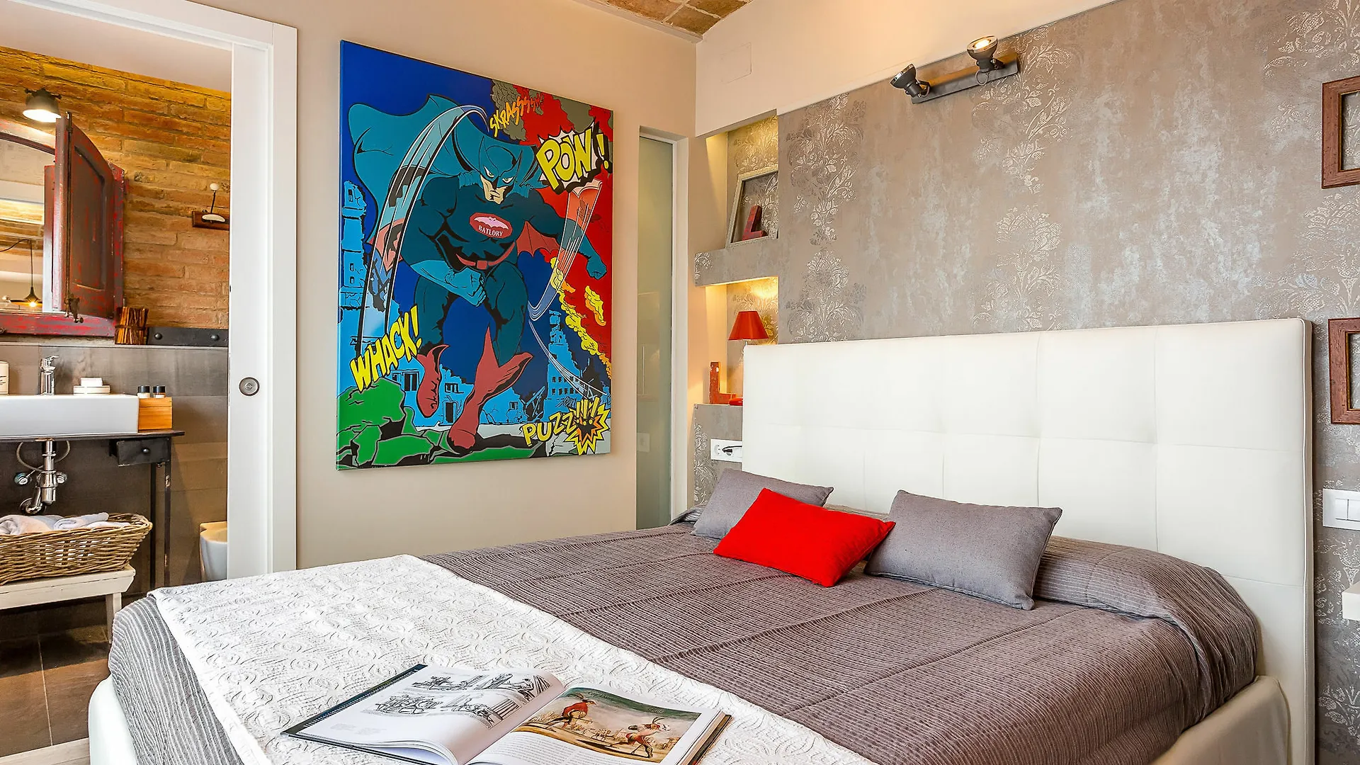 Urban District - Vintage Suites Barcelona