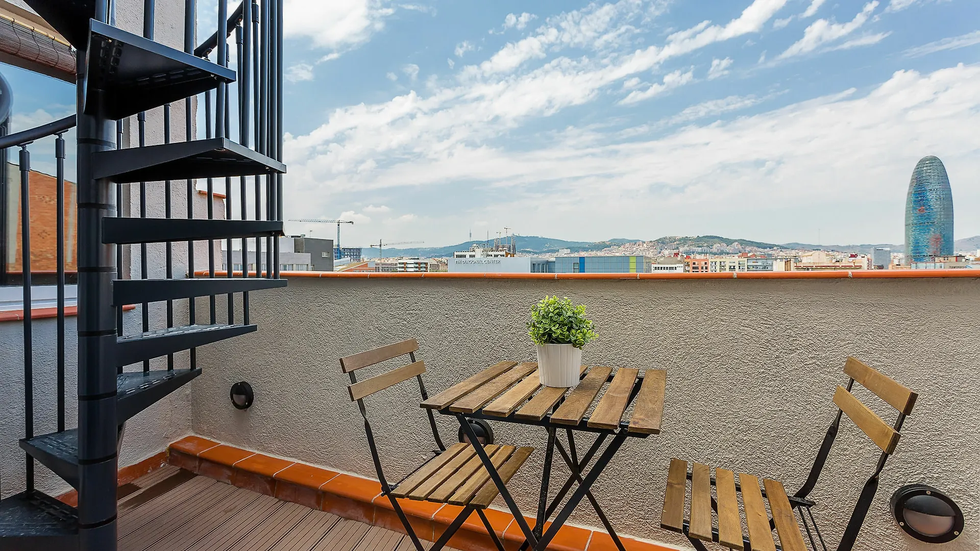 Urban District - Vintage Suites Barcelona 3*,