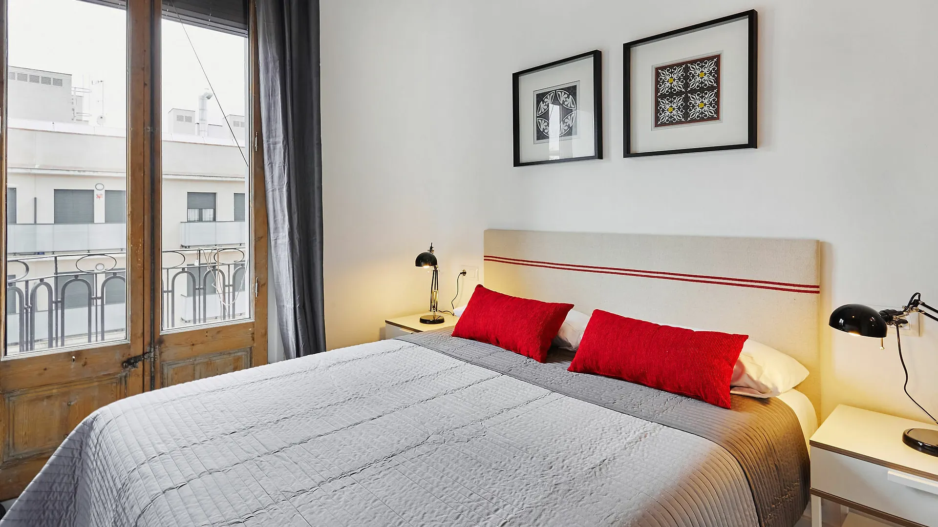 Urban District - Vintage Suites Barcelona 3*,