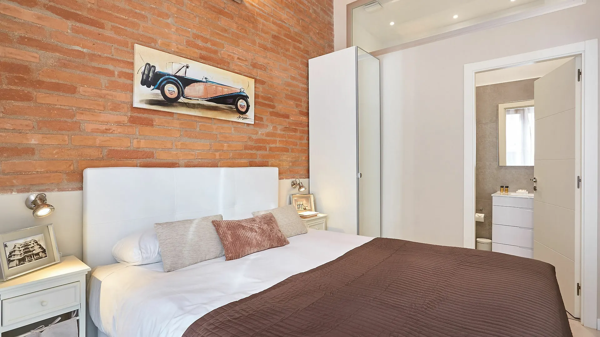 Hotel Urban District - Vintage Suites Barcelona